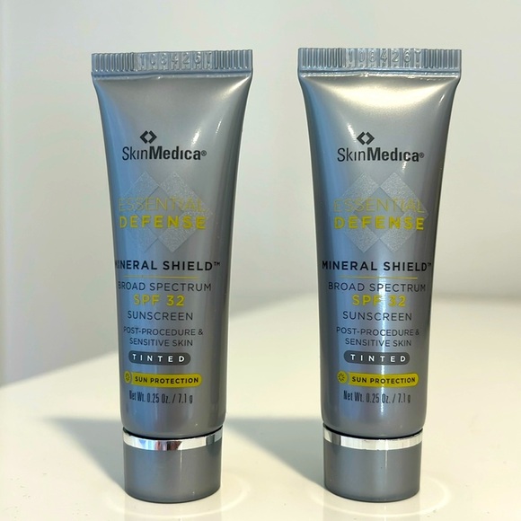 SkinMedica Essential Defense Sunscreen (2) .25 ounces each - Picture 1 of 3